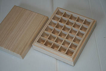 アロマオイル用木箱桐箱
